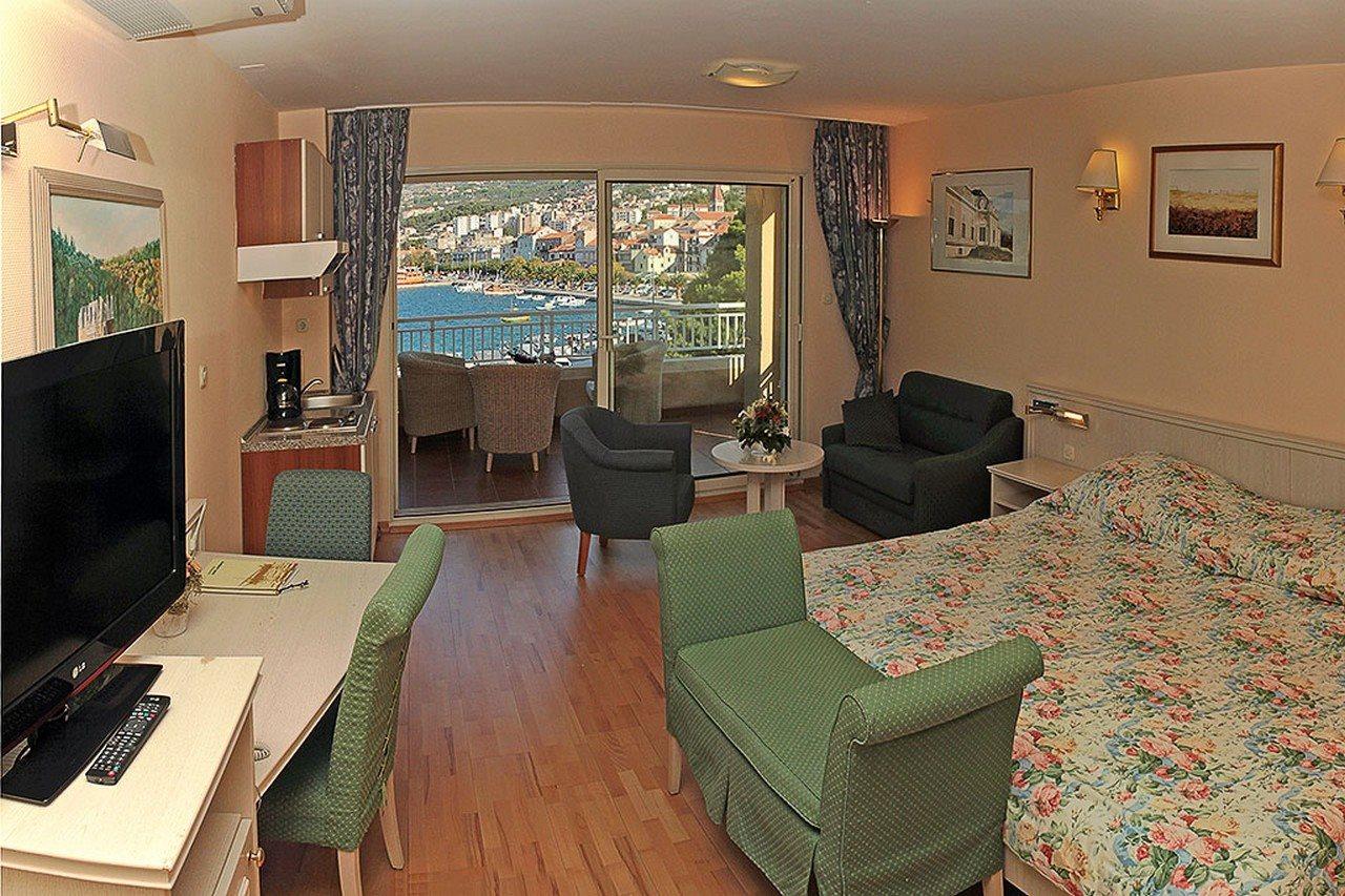 Apartel Park Osejava Makarska Bagian luar foto